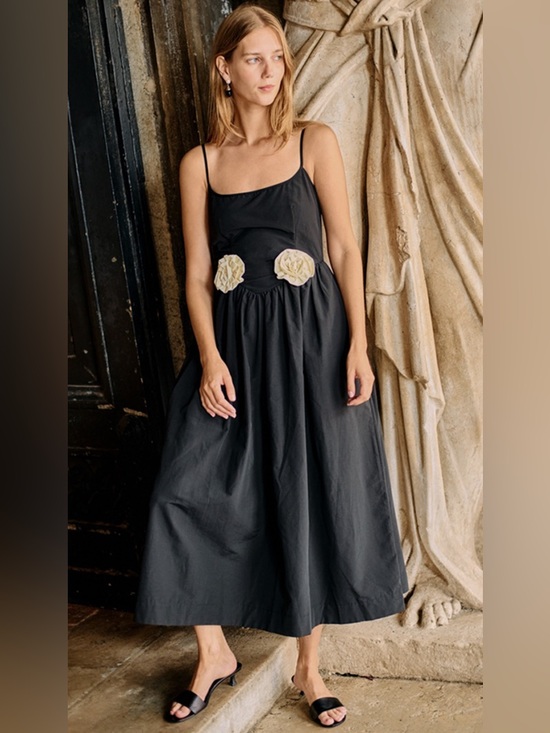 Ciao Lucia Dresses & Skirts - Ciao Lucia Neroli Rosette Midi Dress